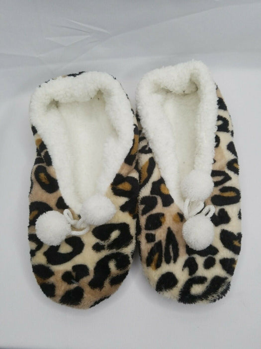 Cozies Women's Sherpa Lined Leopard Fleece Slippers Size: S/M 6-7.5) NWT