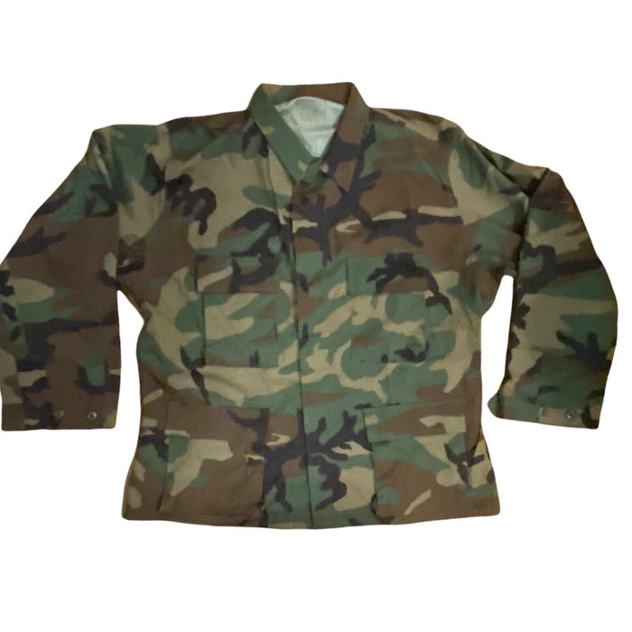 US Military BDU Woodland Camouflage Men's Button down Jacket (Size: Small-Short)