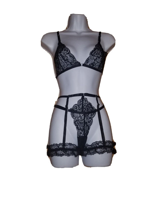 Women's Black Lace Submissive Bralette Set with Harness Rings (Size: S)