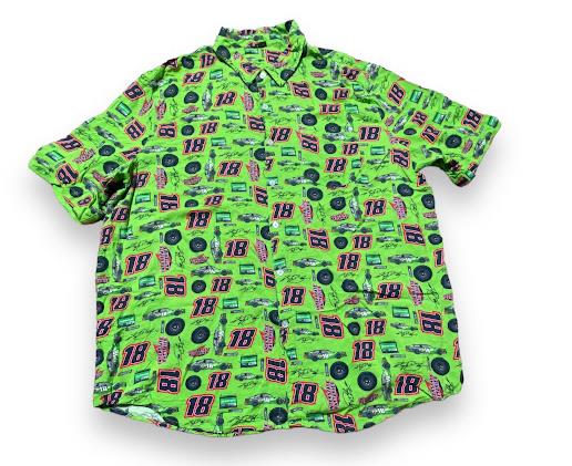 Nascar Interstate Men's #18 Casual Button Down Shirt Green (Size: 2XL)