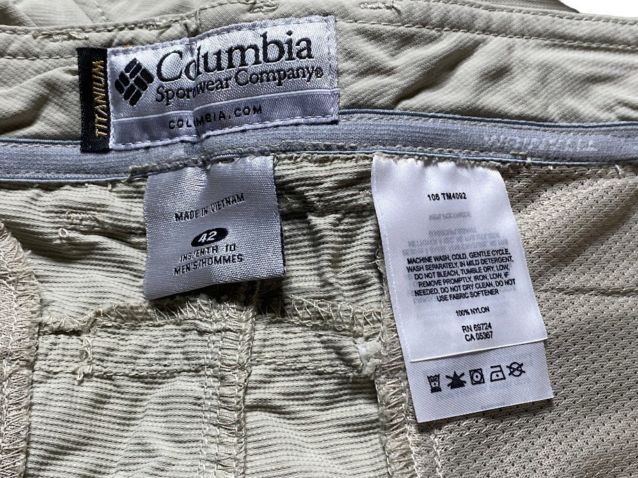 Columbia Sportswear Mens Titanium Authentic Fit Shorts Beige (Size: 42 X 10) NWT