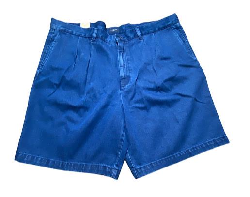 Dockers Men's Pleated Relaxed Medium Wash Denim Shorts Blue (Size: 42 x 9) NWT