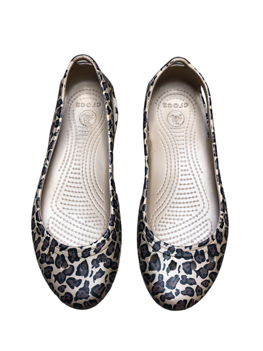 Crocs Kadee Beige Leopard Animal Print Slip-On Flats Women's (Size: 7) B63673