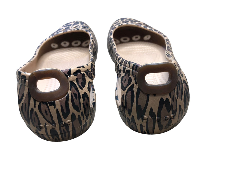 Crocs Kadee Beige Leopard Animal Print Slip-On Flats Women's (Size: 7) B63673