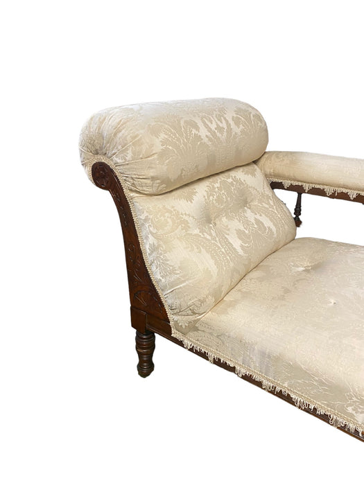 Early 20th Century Antique Mahogany Rail-back Chaise Longue with Turned Legs