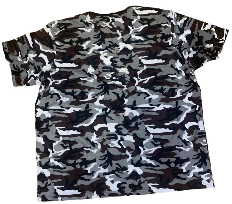 District Made Women's Short Sleeve Camo Top Burgundy/Gray (Size: 4XL)