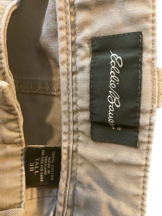 Eddie Bauer Men's Cotton Cargo Shorts Beige (Size: 38 x 12)