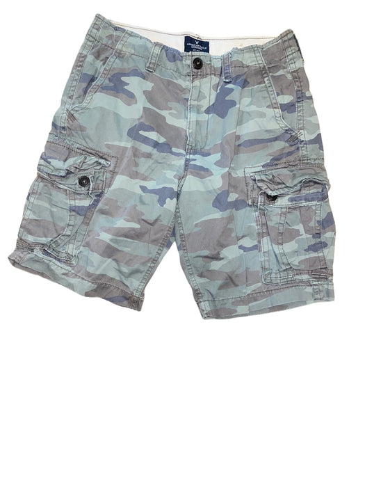 American Eagle Men's Classic Fit  Camouflage Cargo Shorts Green (Size: 32 x 11)