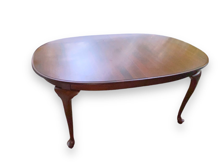 Knob Creek By Ethan Allen Oval Extendable Solid Cherry Wood Dining Table