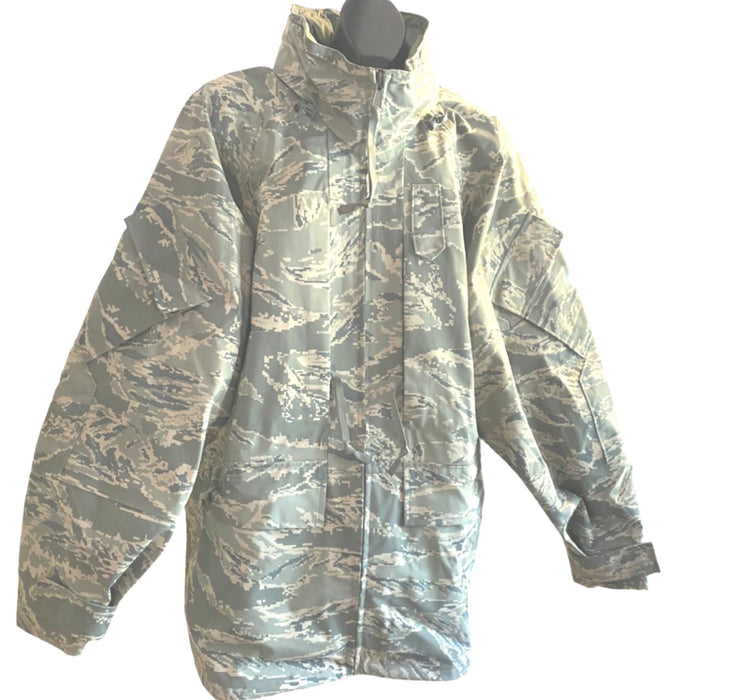 US Military ABU Camouflage All Purpose Nylon Gore-Tex Jacket (Size: L-Reg) NWOT