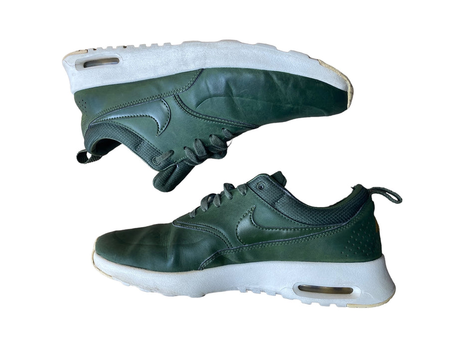 Nike Air Max Thea Premium Leather Carbon Green Shoes Women (Sz: 8.5) 616723-304