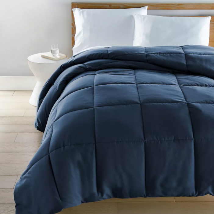 Beckham Hotel Collection Goose Down Alternative Comforter Navy (Size:Full/Queen)