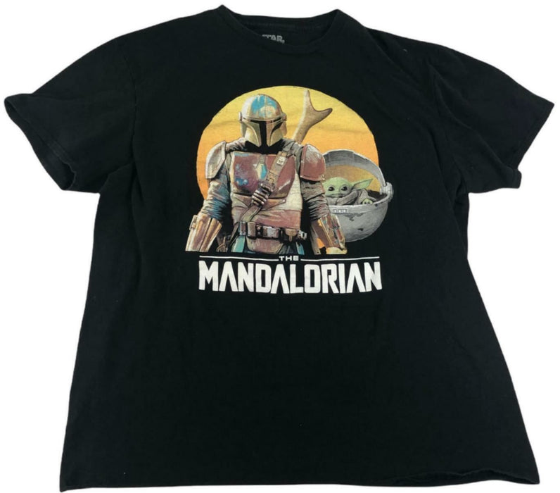 Stars Wars The Mandalorian Graphic T-Shirt Black Men's  (Size: L )