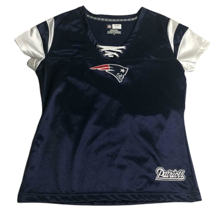 New England Patriots NFL Team Apparel Embroided Women's T-Shirt Blue (Size: M)