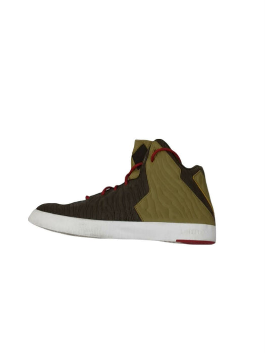 Nike Lebron XI NSW Lifestyle (Size: 10.5) 616766-300