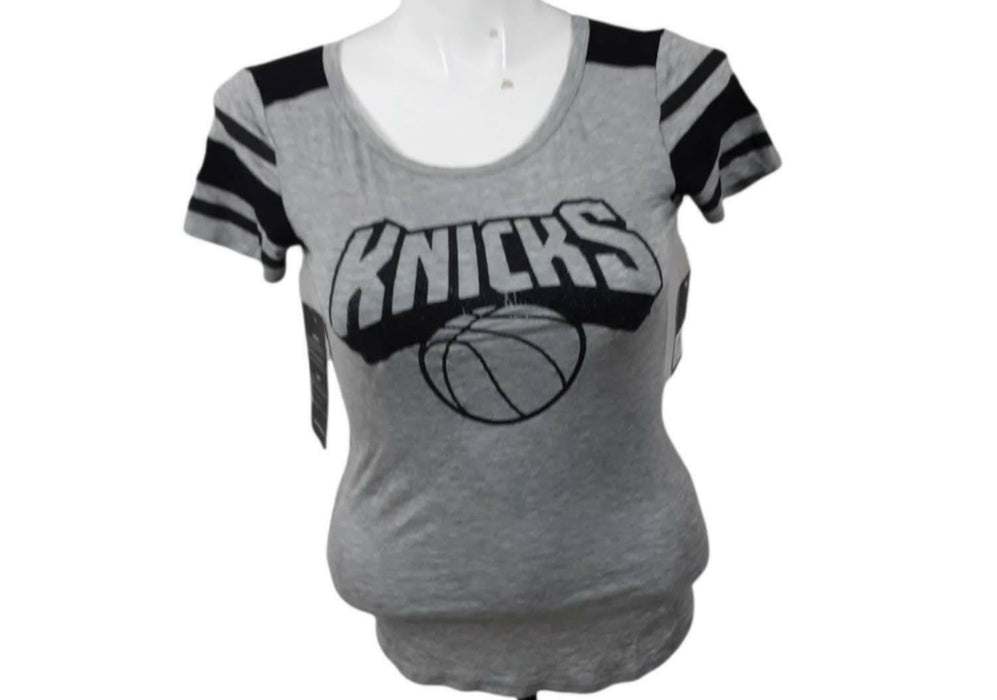NBA Unk Women's Gray New York Knicks Fitted Top (Size: S) BA032336081