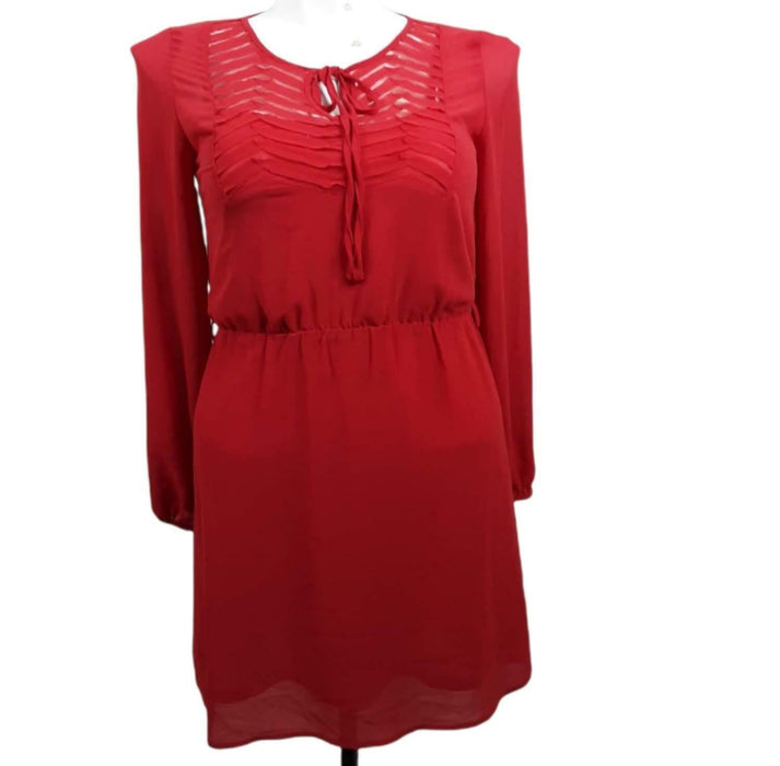 Charming Charlie Women's Red Long Sleeve Keyhole Dress (Size: M)