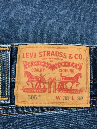 Levi's 505 Regular Fit Medium Wash Blue Jeans Men's (Size: 38 x 30) 005052106