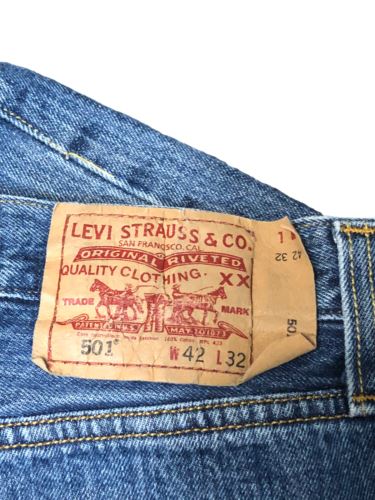 Levi's 501 Original Straight Fit Button Fly Blue Jeans Men's (Size: 42 x 30)