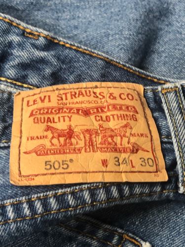 Levi's 505 Regular Straight Fit Light Wash Blue Jeans Men's (Size: 34 x 30) 4891