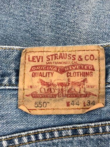 Levi's 550 Relaxed Fit Light Wash Blue Jeans Men's (Size: 44 x 27) 5504891