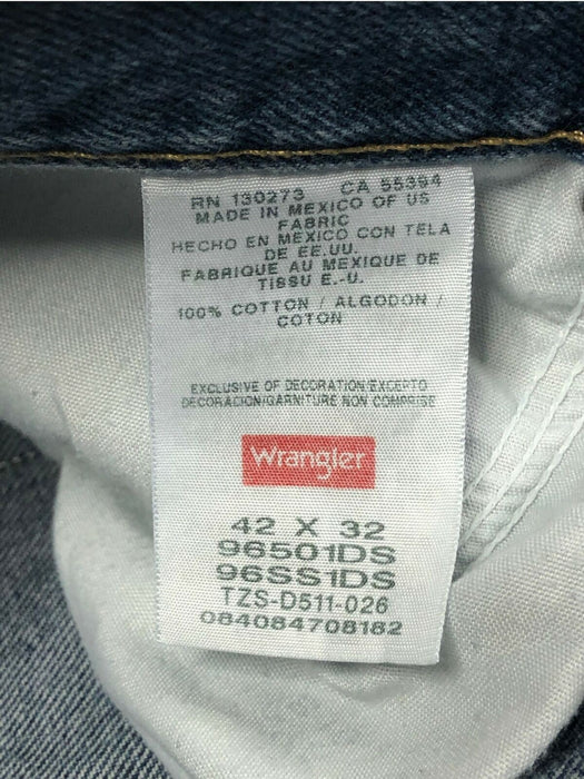 Wrangler Five Star Relaxed Fit Medium Wash Blue Jeans Men's (Size: 42 x 32)