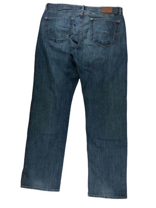 Lucky Brand 363 Vintage Straight Fit Med Wash Blue Jeans Men's (Size: 36 x 30)