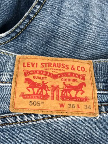 Levi's 505 Regular Fit Light Wash Blue Jeans Men's (Size: 36 x 34) 005051280