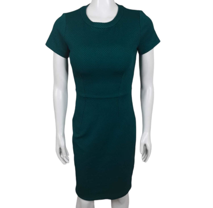 H & M Women's Green A Line Fitted Dress (Size: XS)