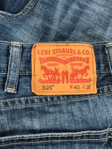 Levi's 505 Regular Fit Light Wash Blue Jeans Men's (Size: 40 x 30) 005051041