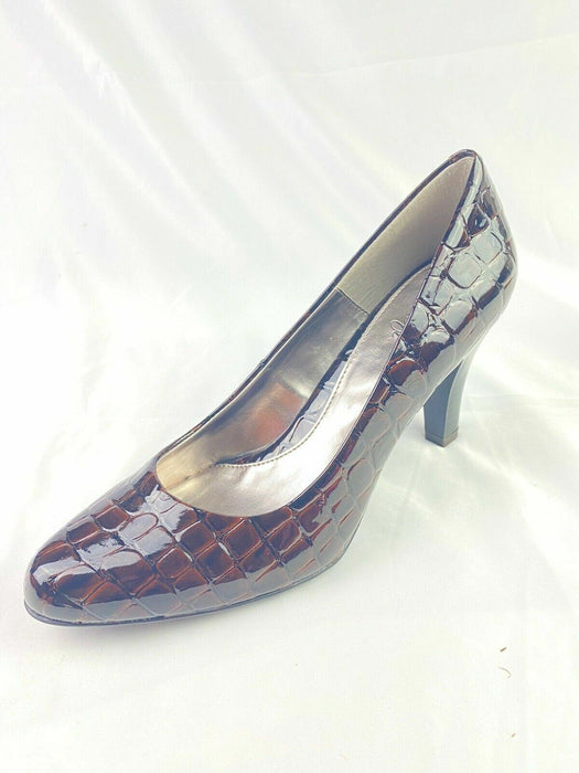 Euro Soft | Patent leather Brown 3.5" Pumps (Size: 9M) 3003050