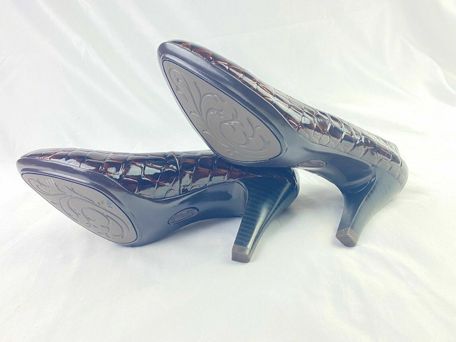 Euro Soft | Patent leather Brown 3.5" Pumps (Size: 9M) 3003050