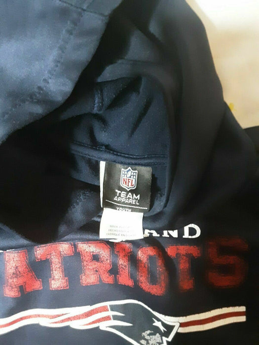 New England Patriots NFL Team Apparel Pullover SweatShirt Men's Youth (Size S)