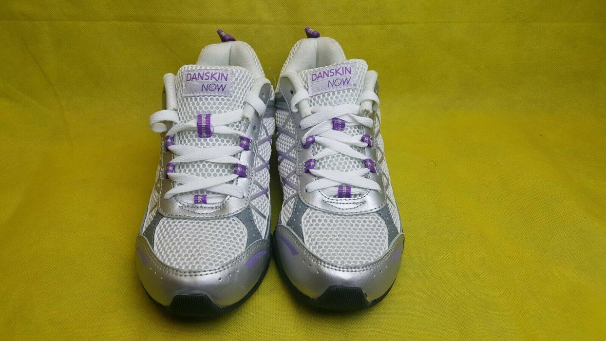 Danskin Now Lightweight Performance White Shox Running Shoes Women's (Size: 7.5)