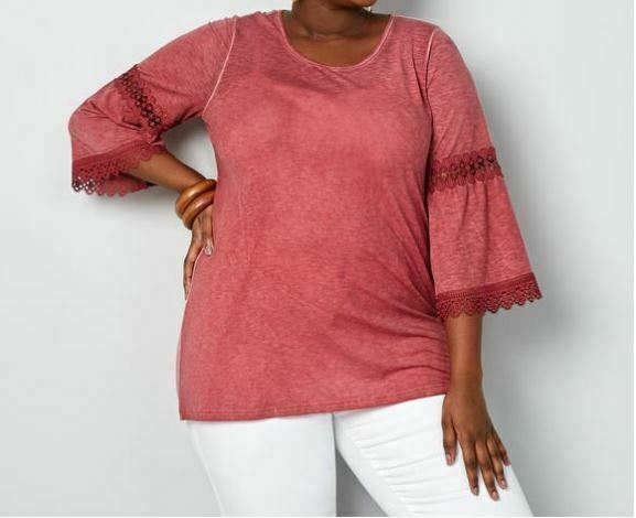 Avenue Red Oil Wash Crochet Trim Bell Sleeve Tunic Top (Size: 18/20)