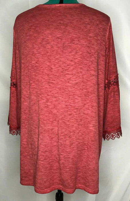 Avenue Red Oil Wash Crochet Trim Bell Sleeve Tunic Top (Size: 18/20)