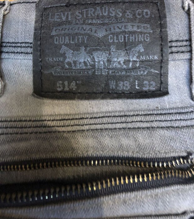 Levi's  514 Straight Fit Stretch Jeans w/ Zipper Pockets  Gray (Size: 38 x 32)