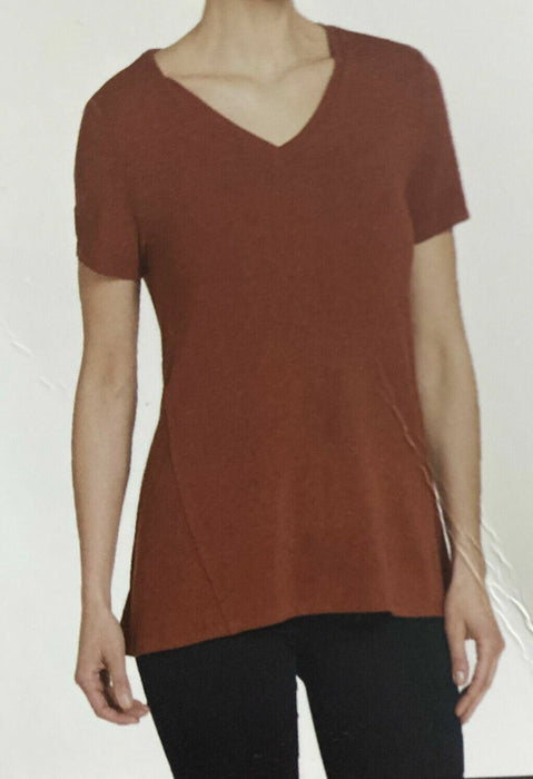 Chelsea & Theodore Earthen Red V-Neck Short Sleeve Top (Size: XXL)