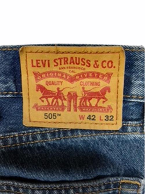 Levi's 505 Regular Fit Jean Medium Wash Blue (Size: 42 x 32) 5054891