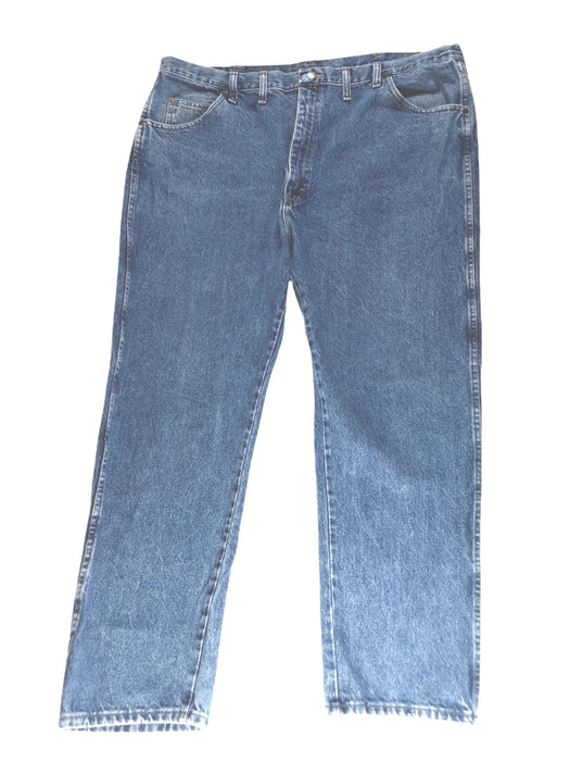 Wrangler Authentic Comfort Fit Medium Wash Blue Jeans (Size: 44 x 30) 9651JDS