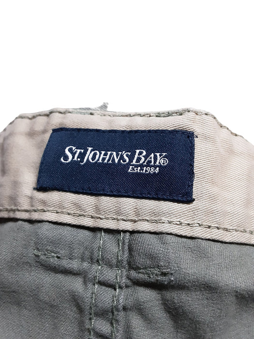 St. John's Bay Men's Cargo Shorts Olive Green (Size: 36 x 9)