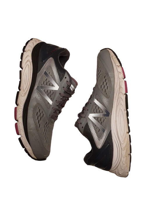 New Balance 840v4 Grey Pink Athletic Running Shoes Women's (Size: 10) W840GO4