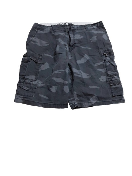 Iron Co. Men's Regular Fit Ripsop Camouflage Cargo Shorts Gray (Size: 38 x 10)