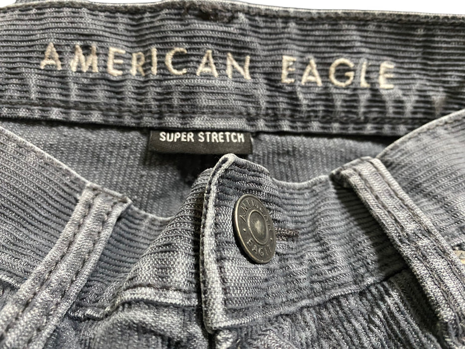 American Eagle Women's Super Stretch Mom Jeans Gray (Size: 6R)