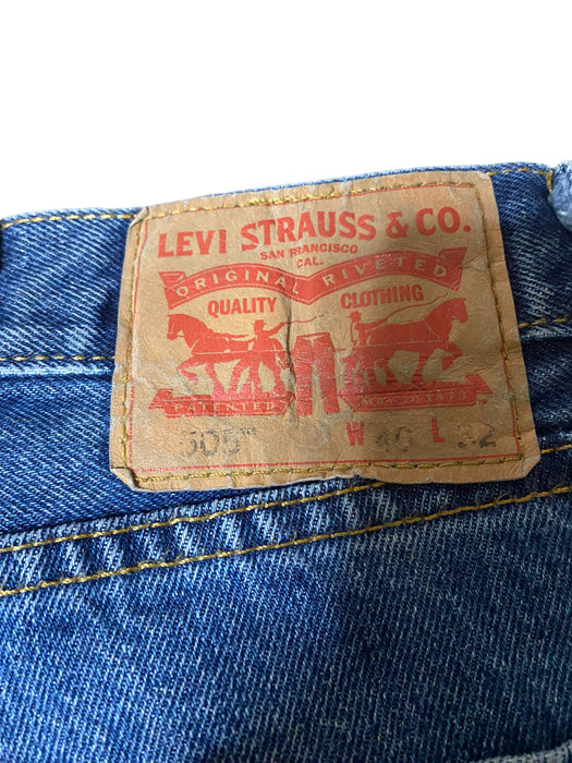 Levis 505 Men's Regular Fit Medium Wash Jeans Blue (Big & Tall: 40  x 32)