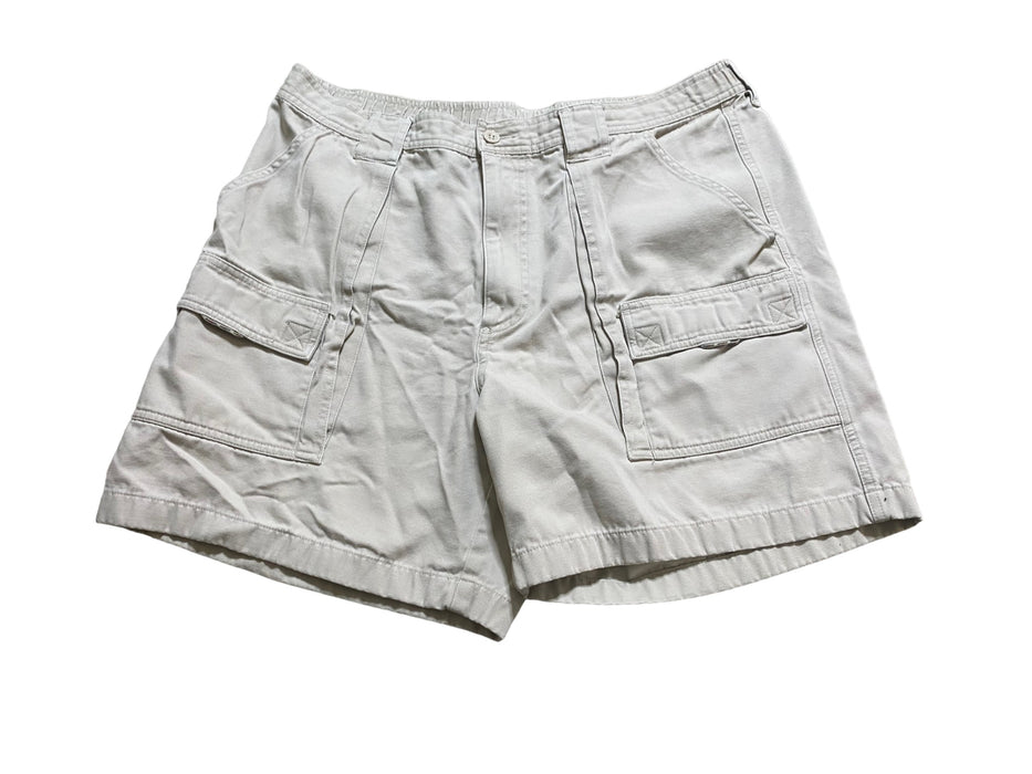 L.L Bean Men's Elastic Waist Hiking Canvas Cargo Shorts Beige (Size: 38 x 7)