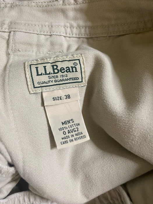 L.L Bean Men's Elastic Waist Hiking Canvas Cargo Shorts Beige (Size: 38 x 7)