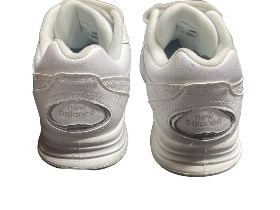 New Balance 577 White Strap Up Walking Shoes Women's (Size: 6.5) MW577VW