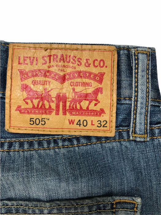 Levi's 505 Regular Fit Men's Medium Wash Jeans Blue (Size: 40 x 32) 505-2765