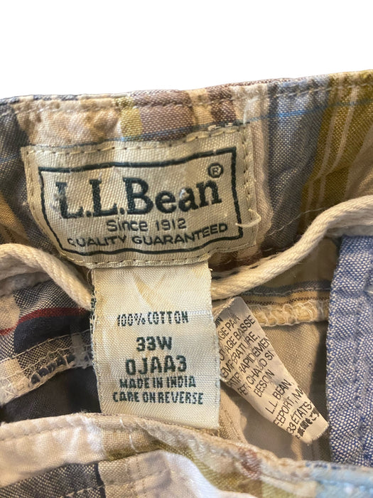 L.L. Bean Men's Plaid Flat Front Shorts Mult-colors (Size: 33 x 9)